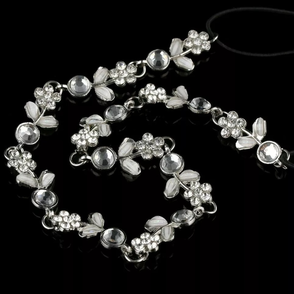 New Beautiful Rhinestone Headband - Picture 2 of 8